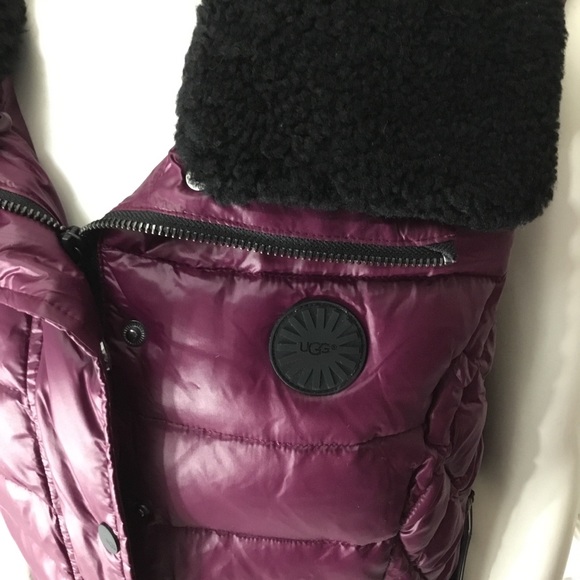 🎊😀🎉HP🎉😀🎊 UGG Down Vest - 1 left size M - Picture 6 of 8